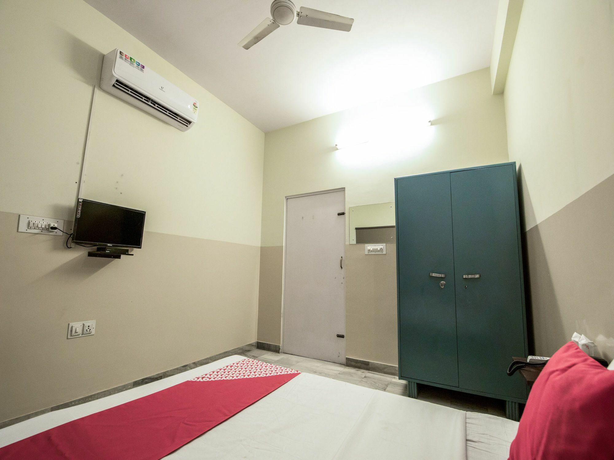 Oyo 13790 Hotel Satya Regency Jaipur Bagian luar foto